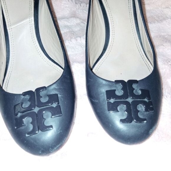 Tory Burch Navy Blue Wedge Shoes Size 9.5 - Picture 6 of 8